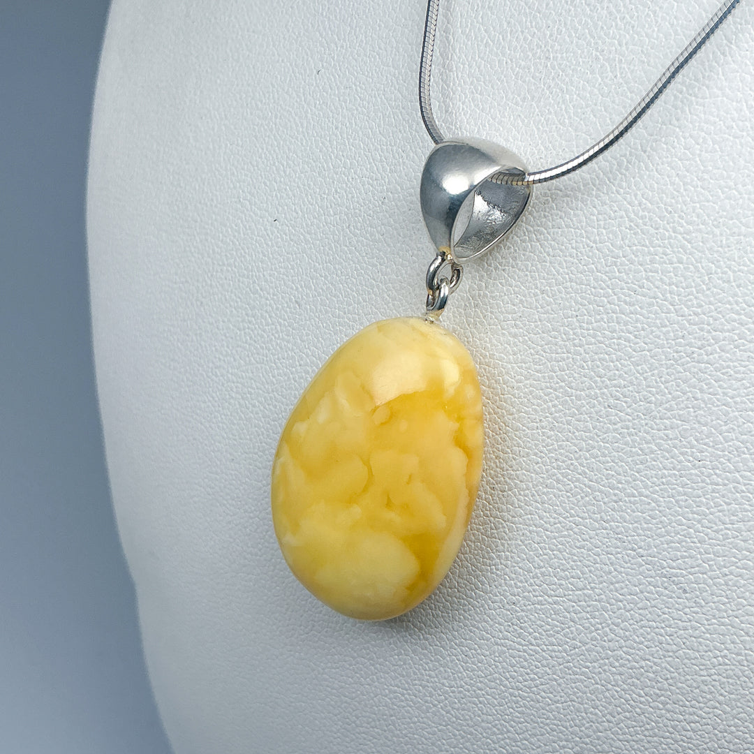 Butterscotch Amber Pendant