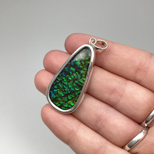 Alberta Ammolite Pendant