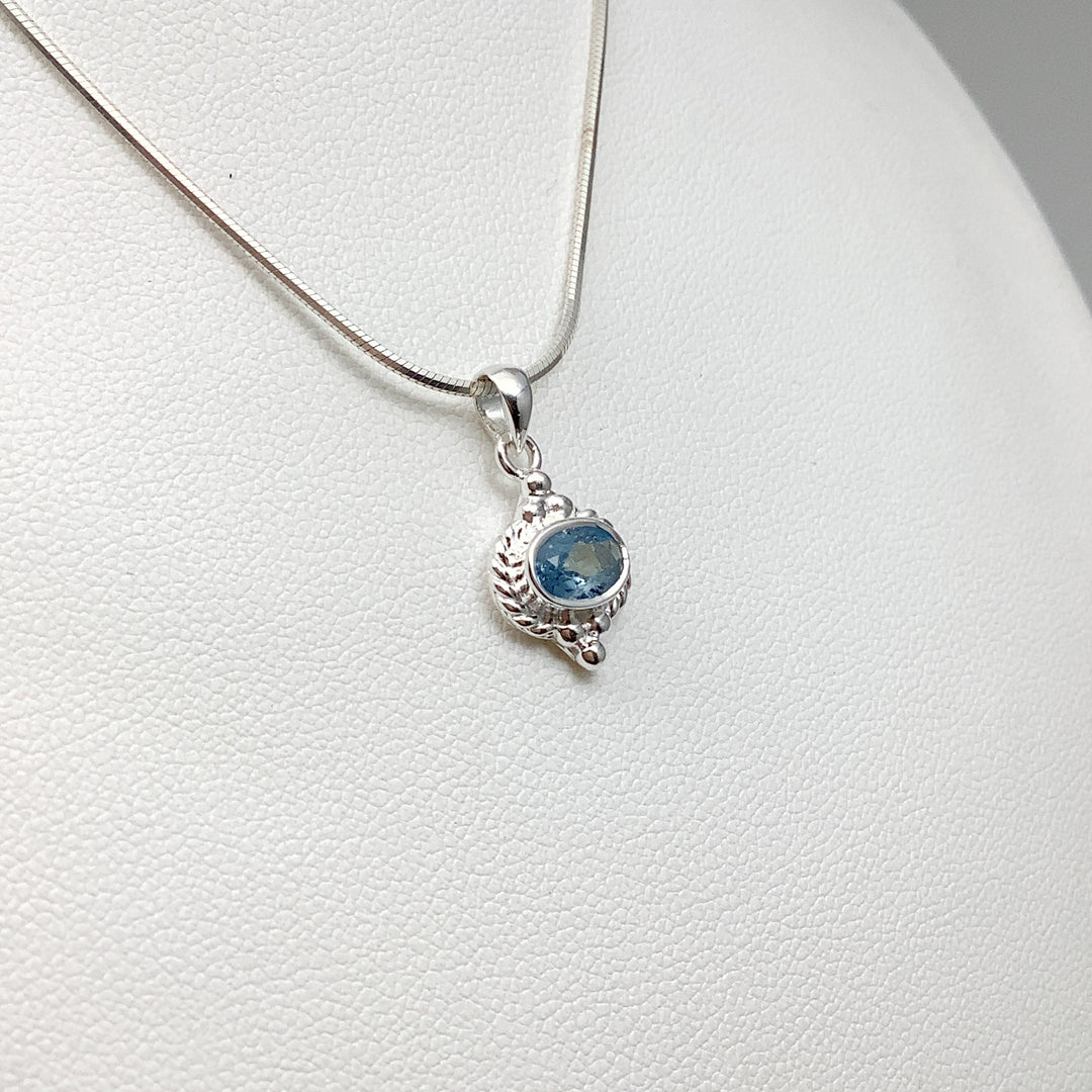 Aquamarine Pendant - Rocks and Gems Canada