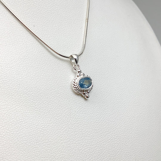 Aquamarine Pendant - Rocks and Gems Canada