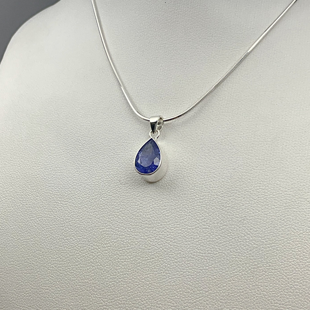Tanzanite Pendant - Rocks and Gems Canada
