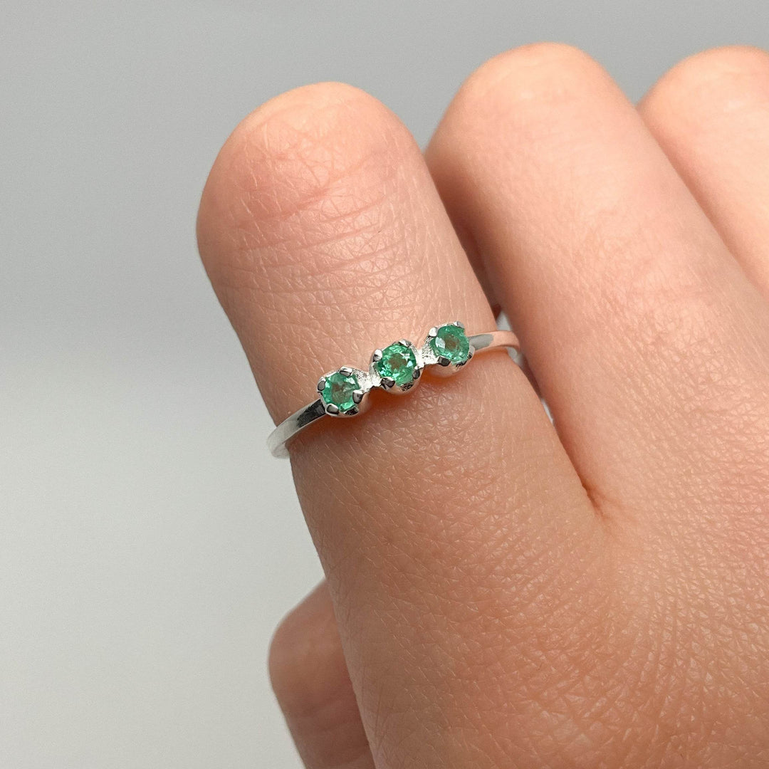 Emerald Ring-Rocks and Gems Canada