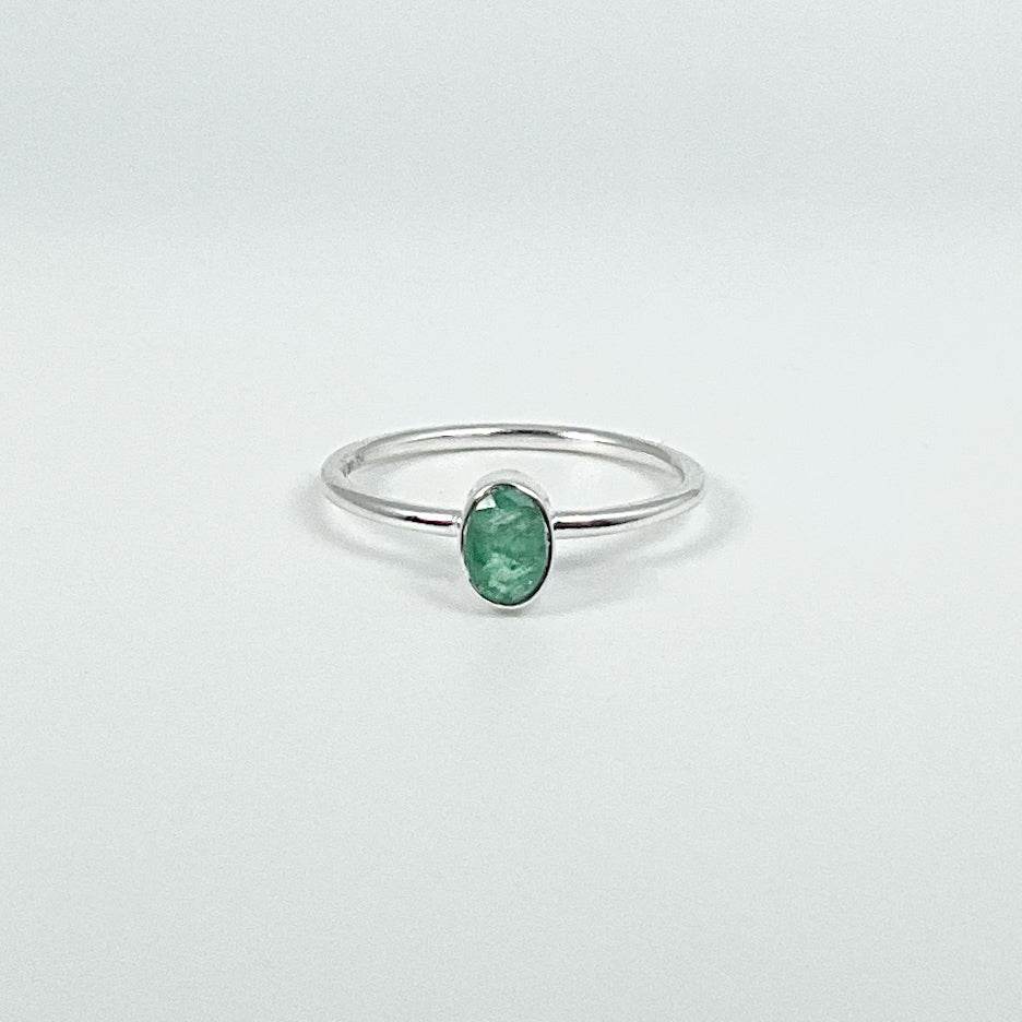 Emerald Ring-Rocks and Gems Canada