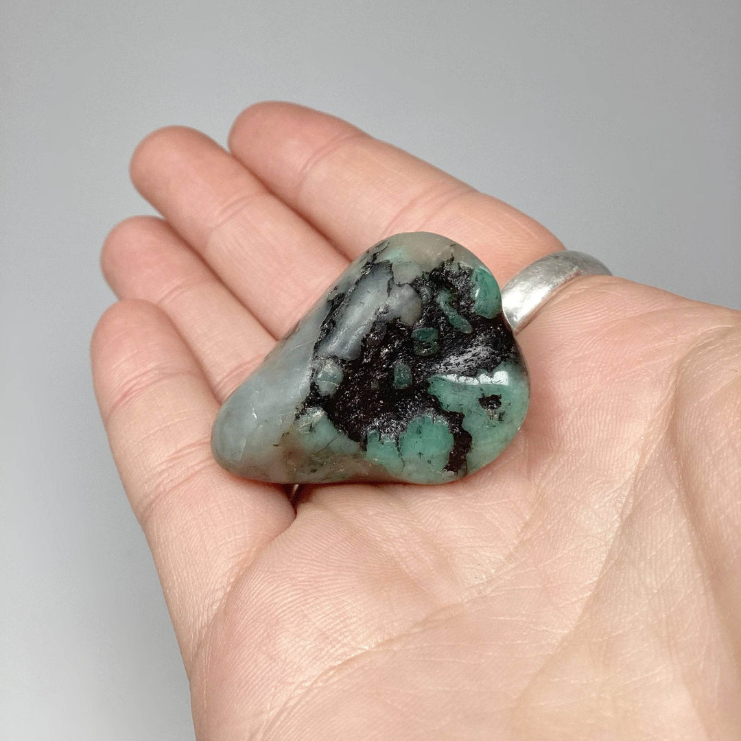Emerald Tumble-Rocks and Gems Canada