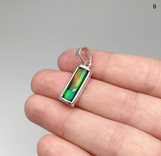 Alberta Ammolite Pendant - Rocks and Gems Canada