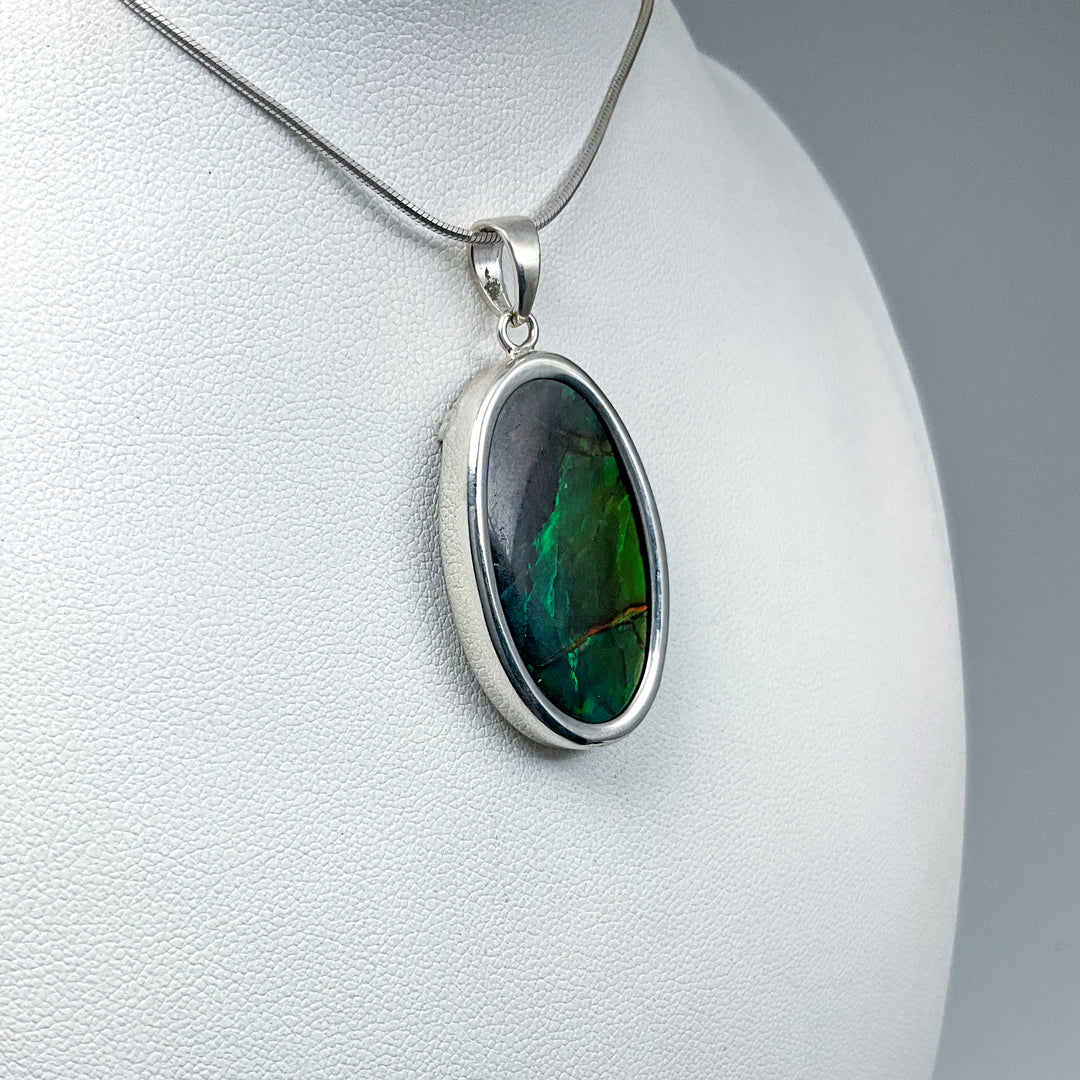Alberta Ammolite Pendant
