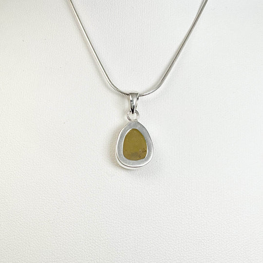 Fancy Sapphire Pendant-Rocks and Gems Canada
