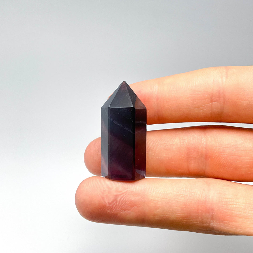 Fluorite Point-Rocks and Gems Canada