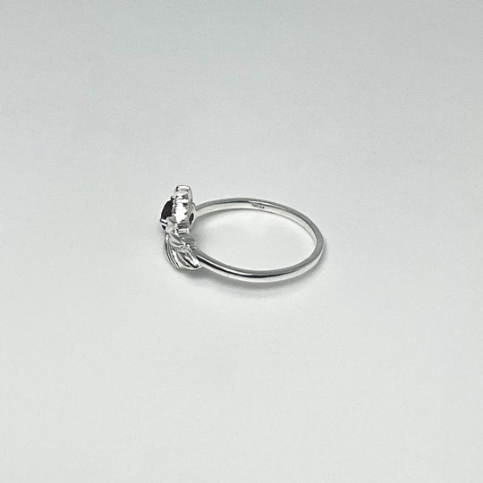 Garnet Maple Leaf Ring-Rocks and Gems Canada