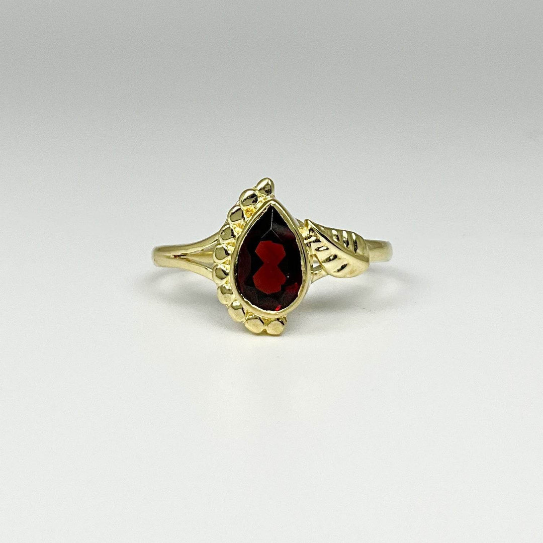 Garnet Ring-Rocks and Gems Canada