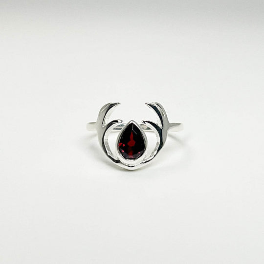 Garnet Ring-Rocks and Gems Canada