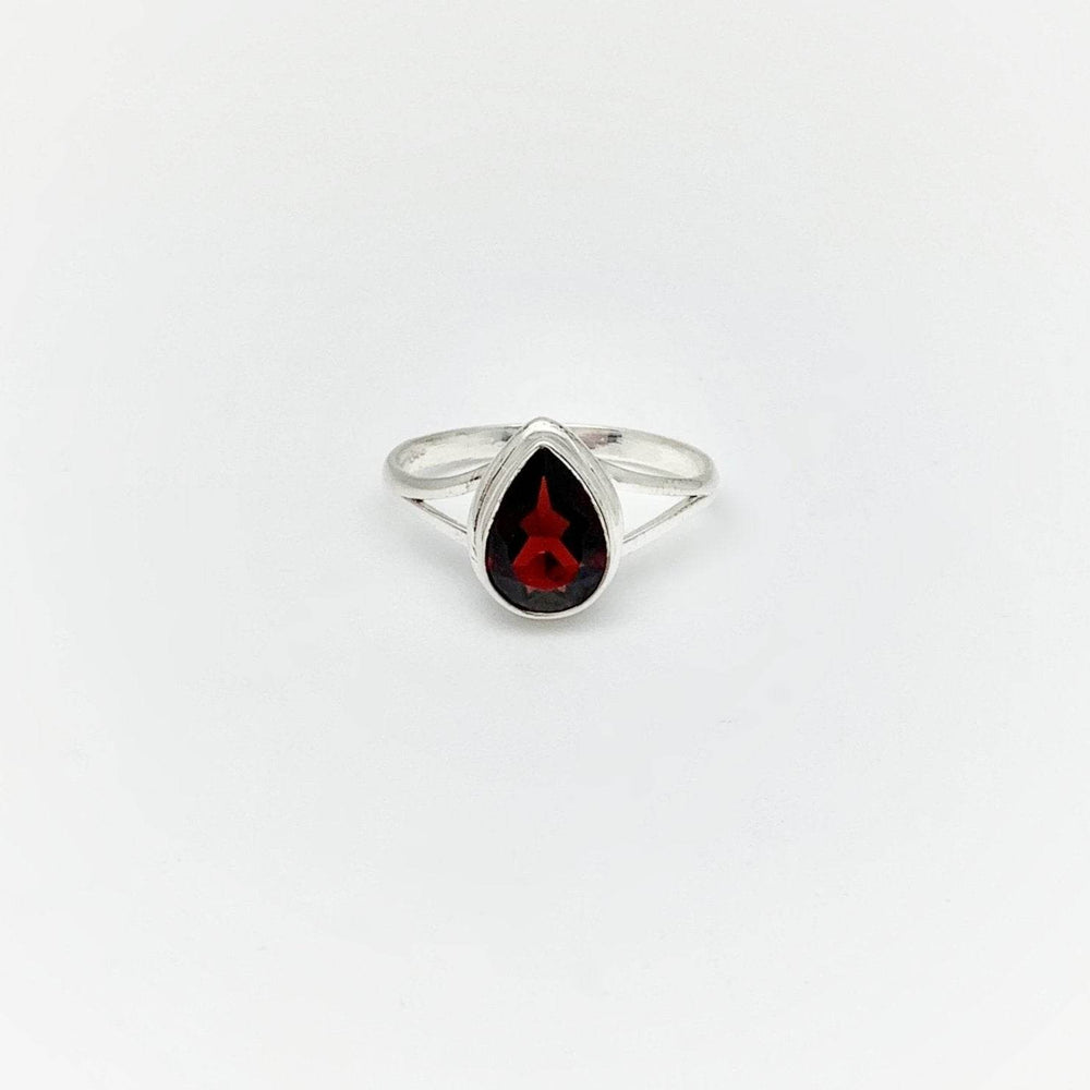 Garnet Ring-Rocks and Gems Canada