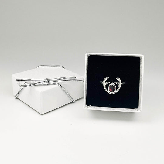 Garnet Ring-Rocks and Gems Canada