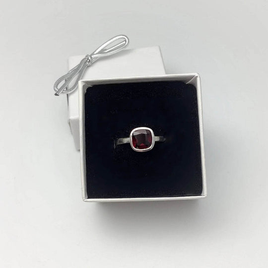 Garnet Ring-Rocks and Gems Canada