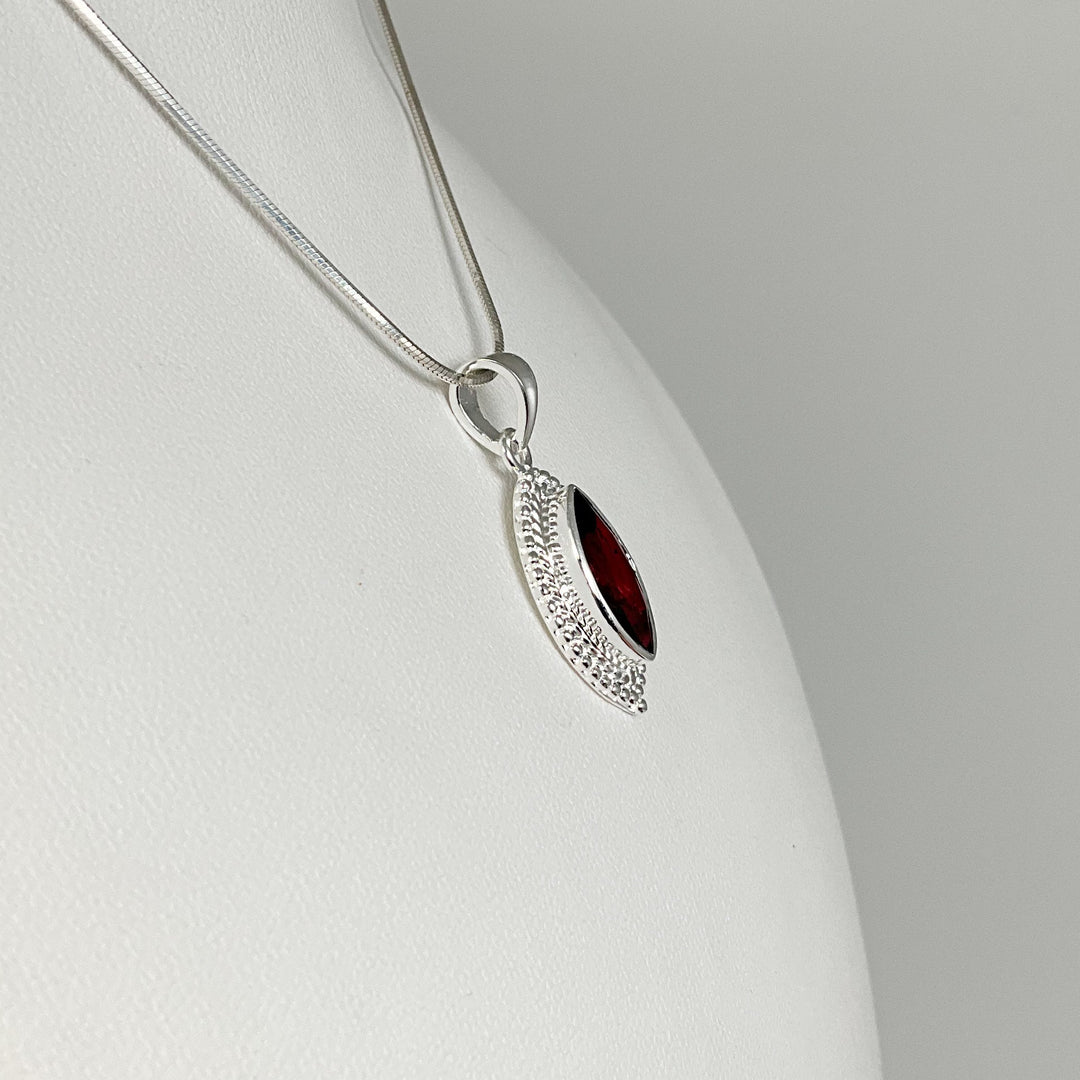 Garnet Pendant - Rocks and Gems Canada