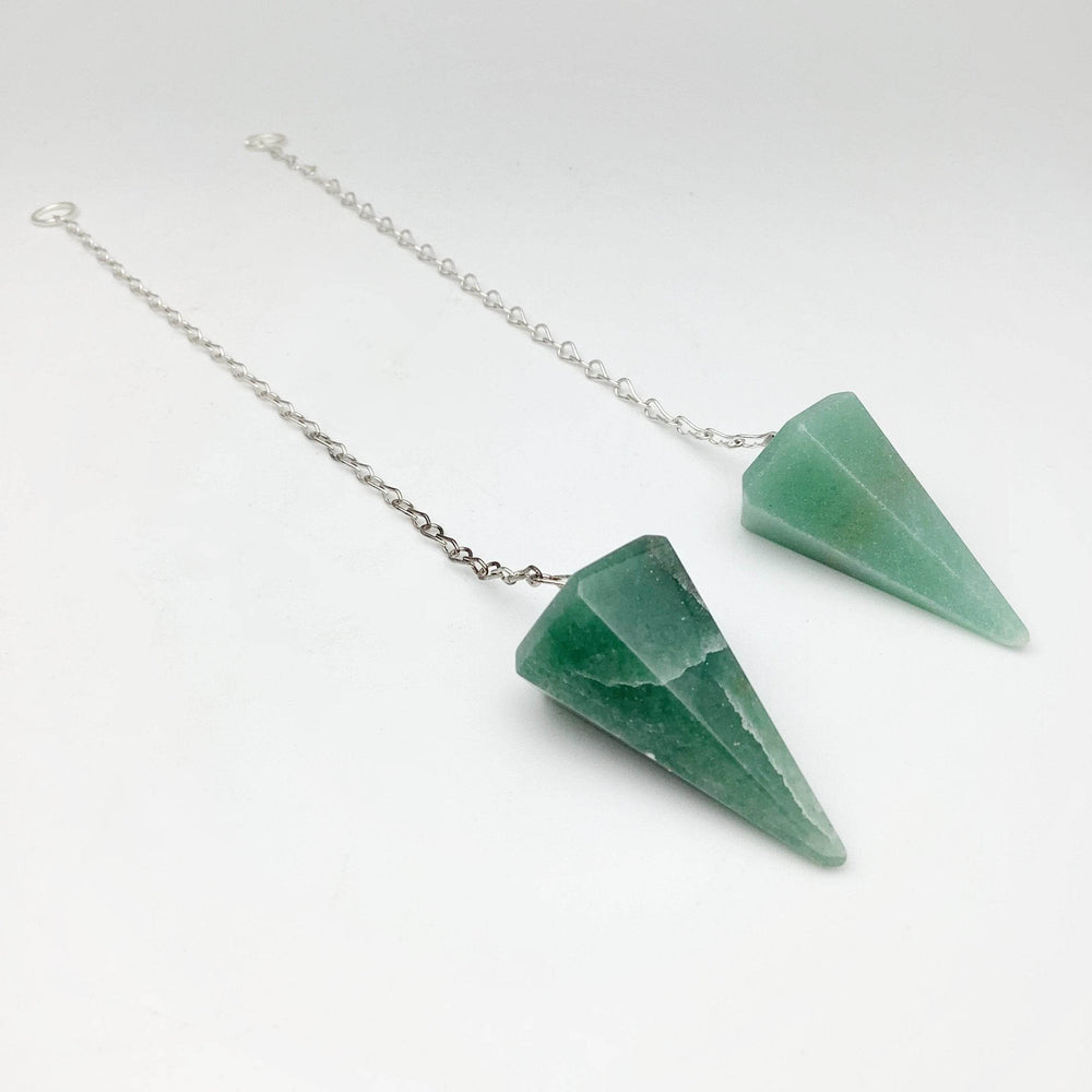 Green Aventurine Pendulum-Rocks and Gems Canada