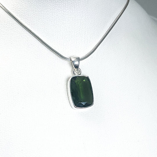 Green Tourmaline Pendant-Rocks and Gems Canada