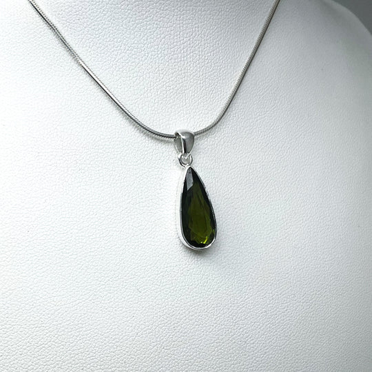 Green Tourmaline Pendant-Rocks and Gems Canada