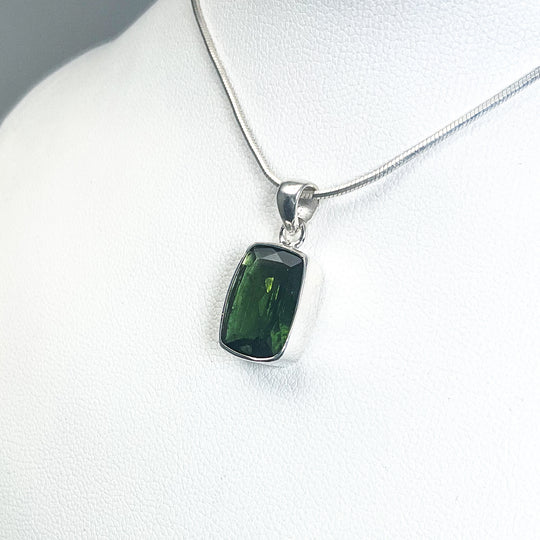 Green Tourmaline Pendant-Rocks and Gems Canada