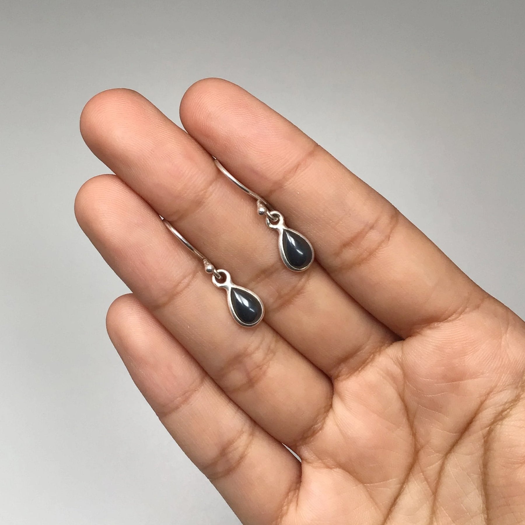 Hematite drop earrings 2025