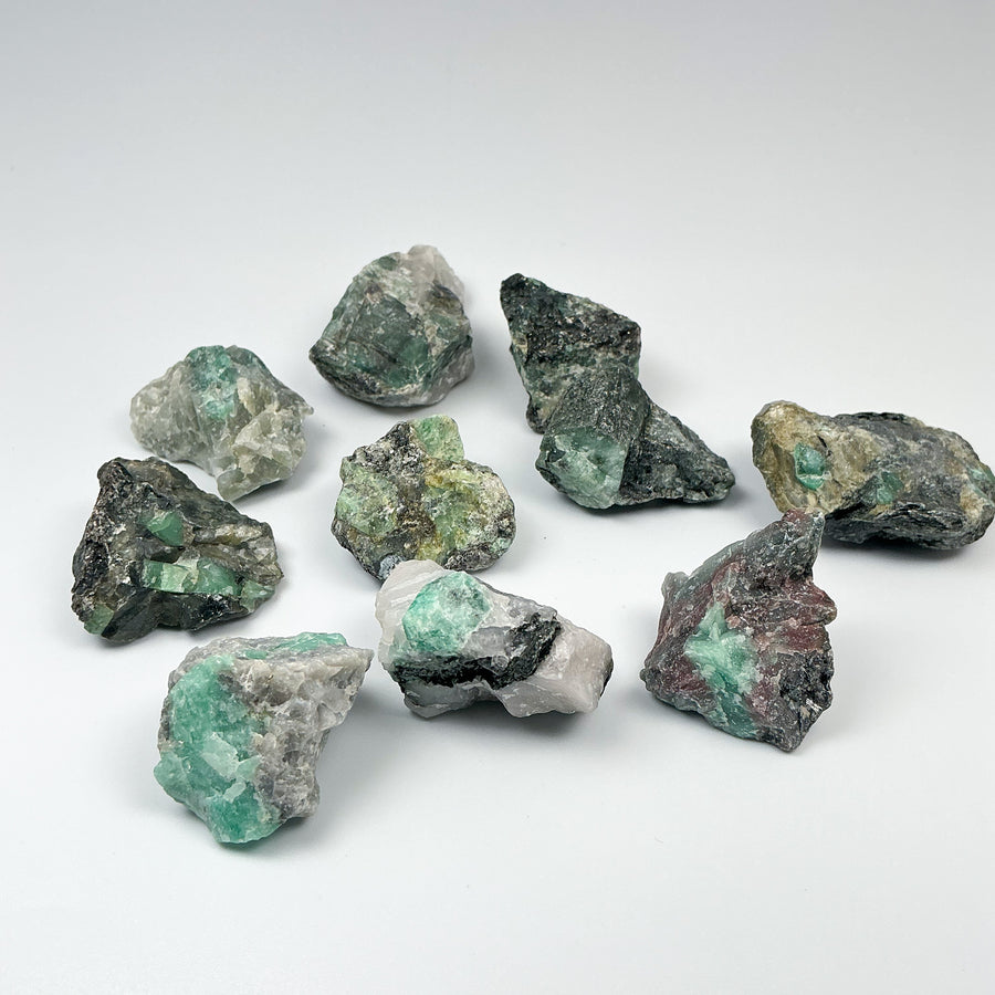 Emerald Rough Chunk Large - Rocks and Gems Canada