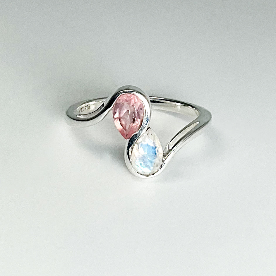 Rainbow Moonstone and Rose Quartz Ring (Copy) - Rocks and Gems Canada