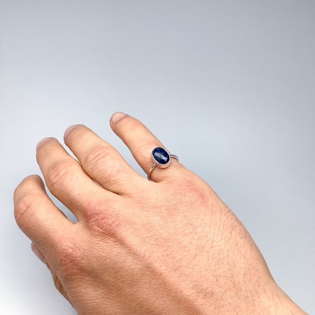 Dark Blue Sapphire Ring - Rocks and Gems Canada