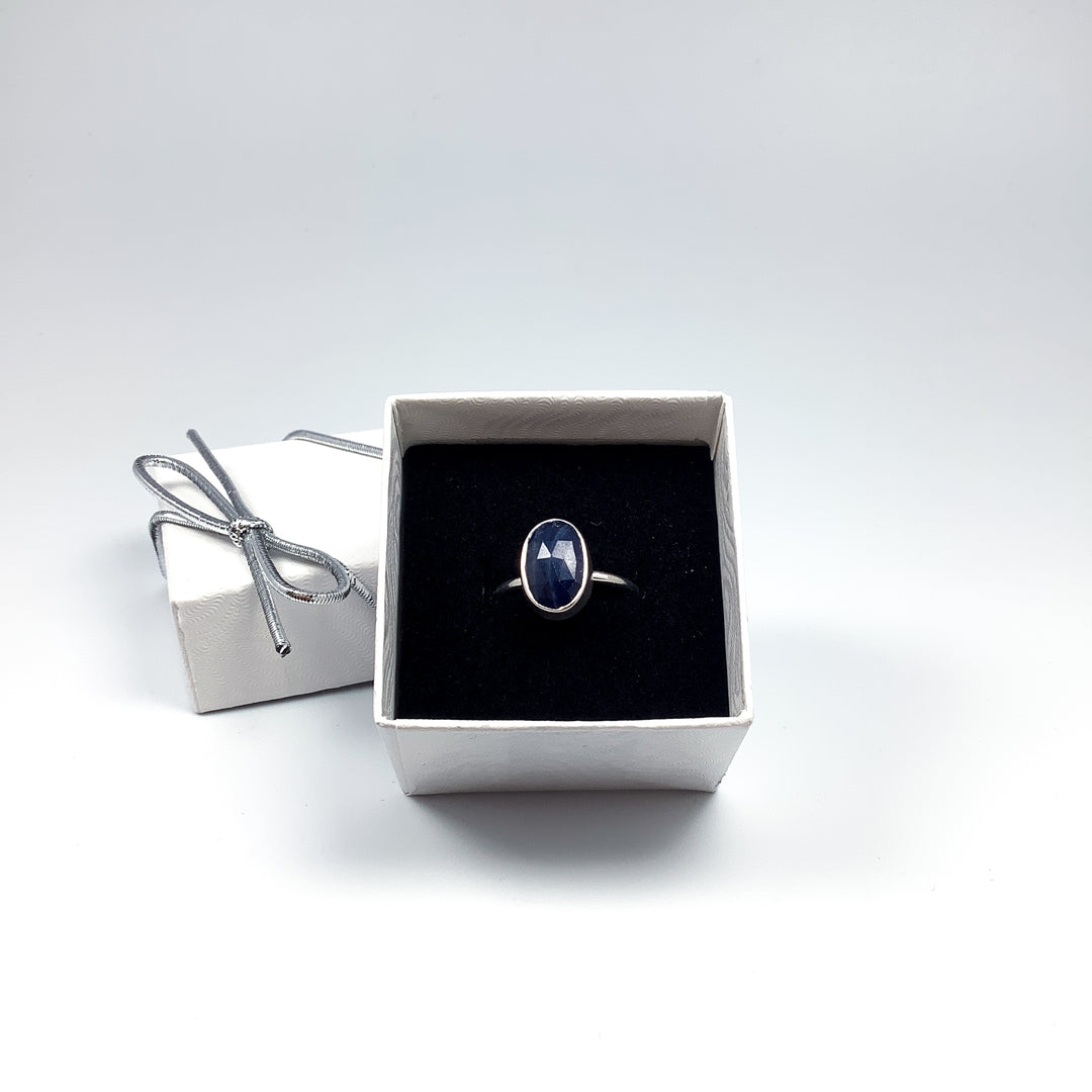 Dark Blue Sapphire Ring - Rocks and Gems Canada