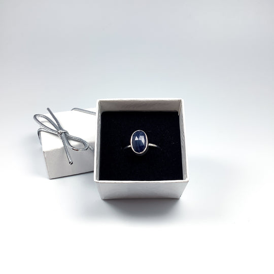 Dark Blue Sapphire Ring - Rocks and Gems Canada