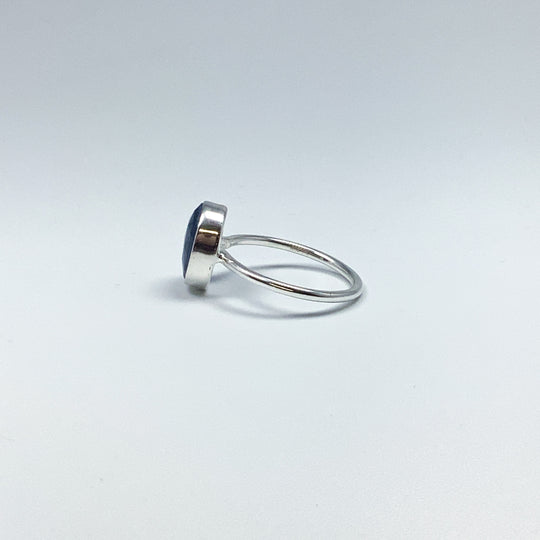 Dark Blue Sapphire Ring - Rocks and Gems Canada