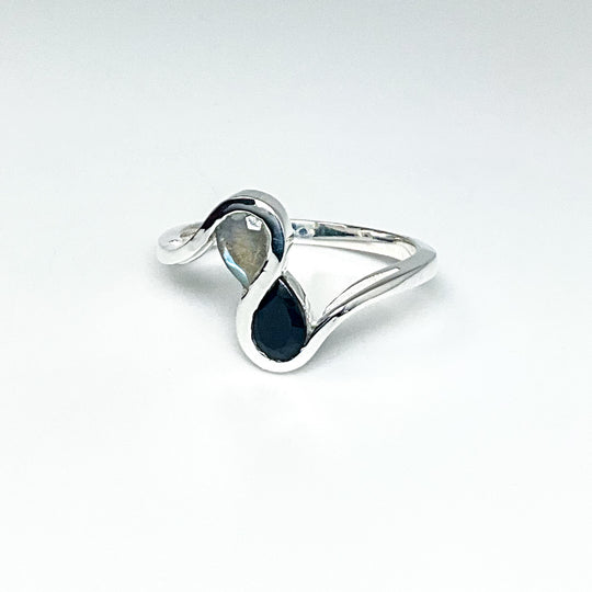 Labradorite and Black Onyx Ring