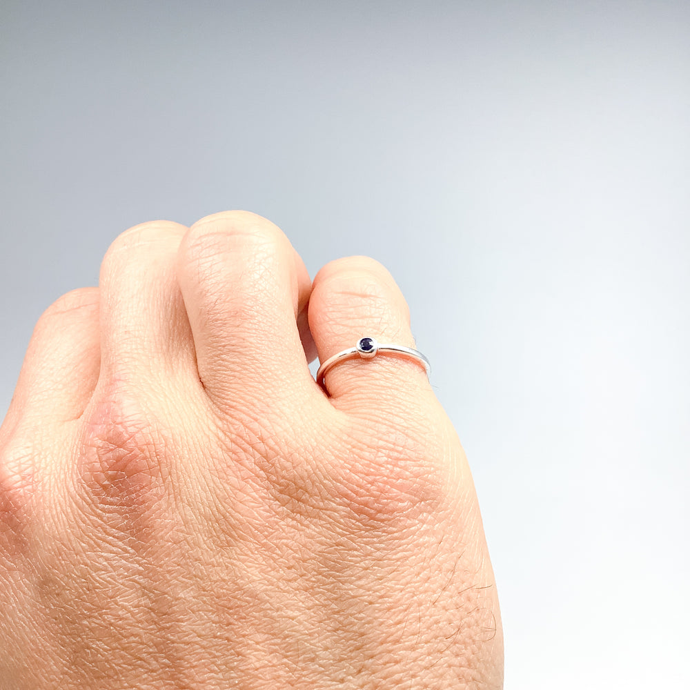 Dark Blue Sapphire Ring - Rocks and Gems Canada
