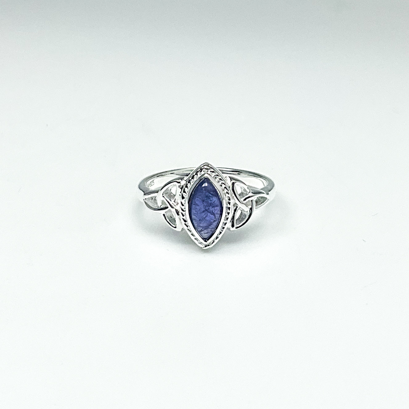 Tanzanite Ring (Copy) - Rocks and Gems Canada