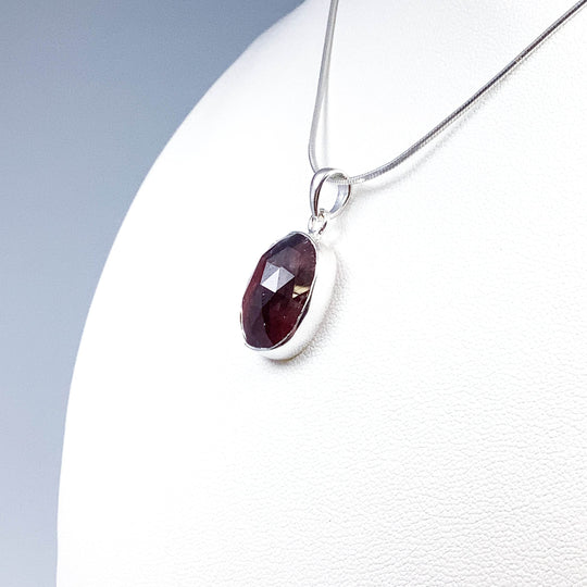 Fancy Sapphire Pendant - Rocks and Gems Canada