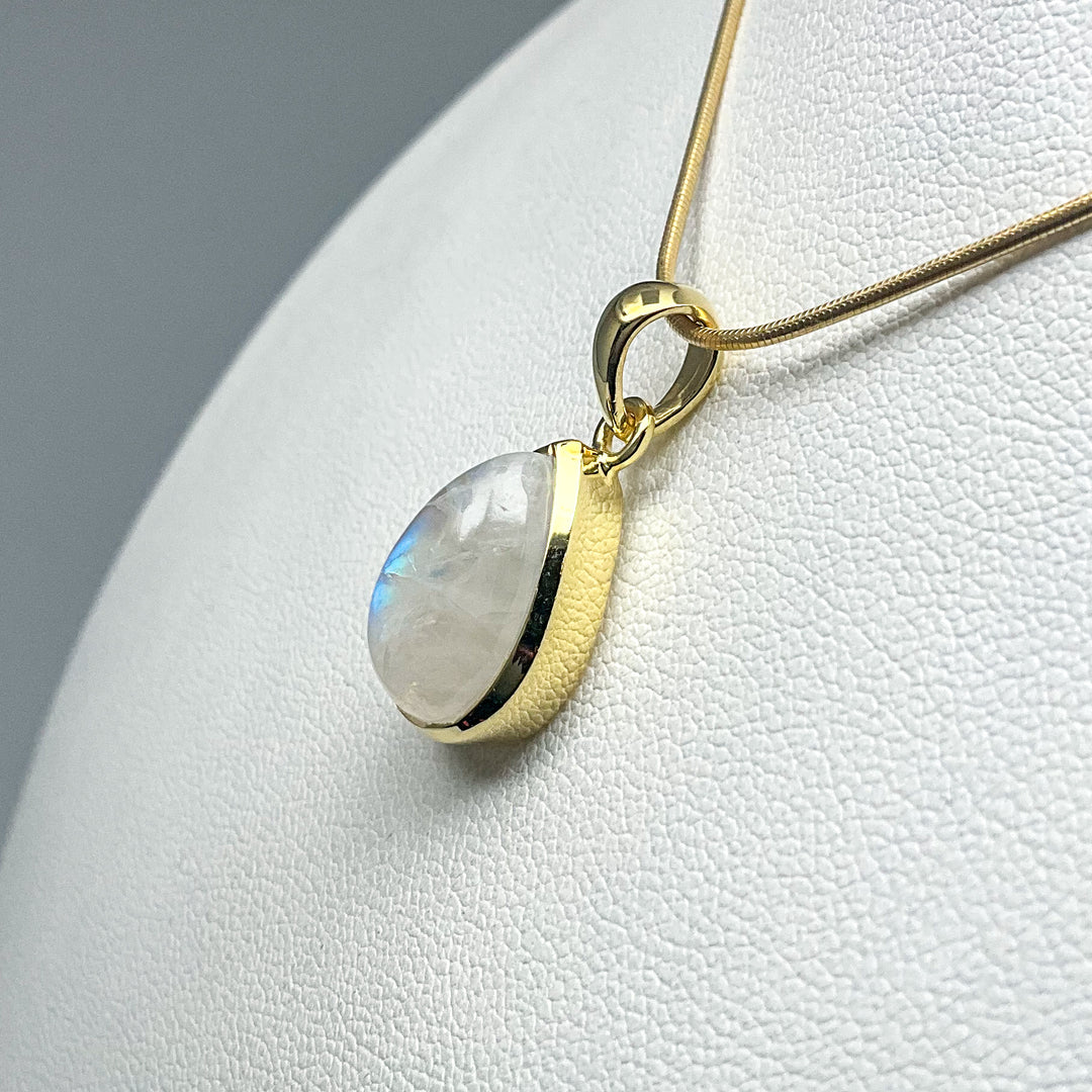 Rainbow Moonstone Gold Finish Pendant (Copy) - Rocks and Gems Canada