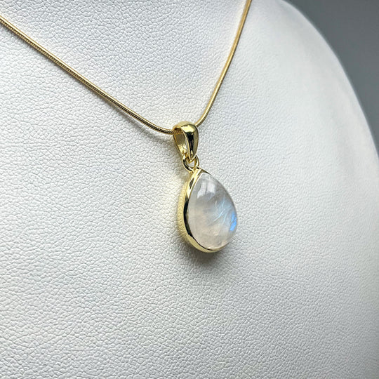 Rainbow Moonstone Gold Finish Pendant (Copy) - Rocks and Gems Canada