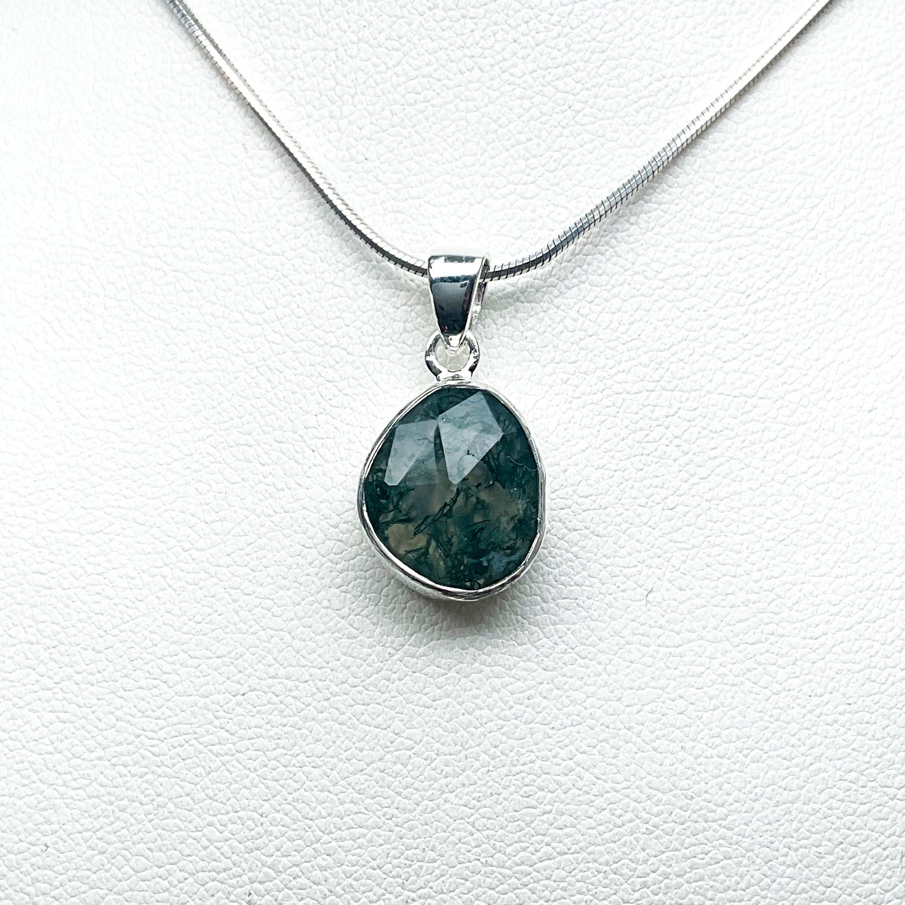 Moss Agate Pendant - Rocks and Gems Canada