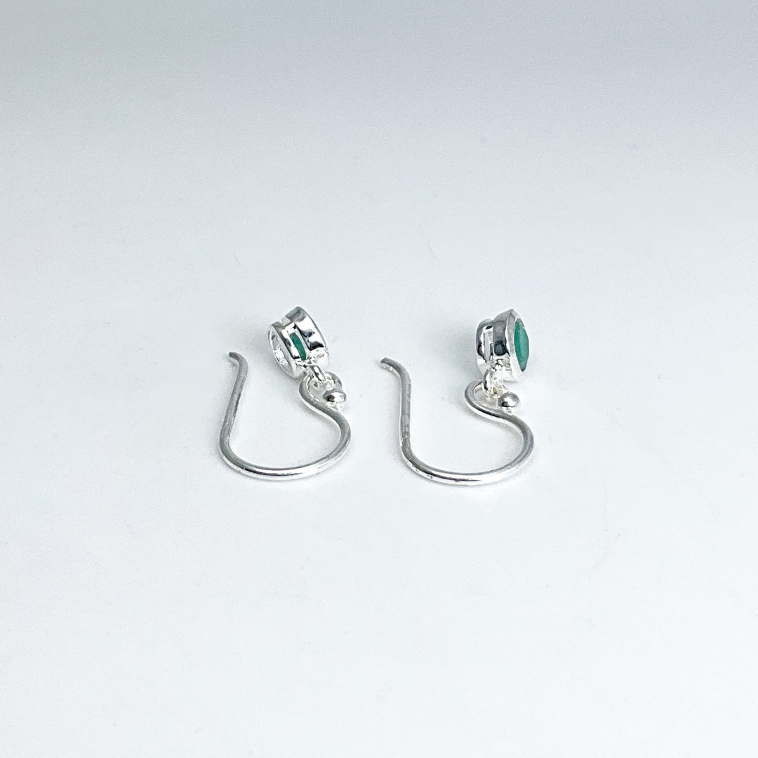 Emerald Dangle Earrings - Rocks and Gems Canada