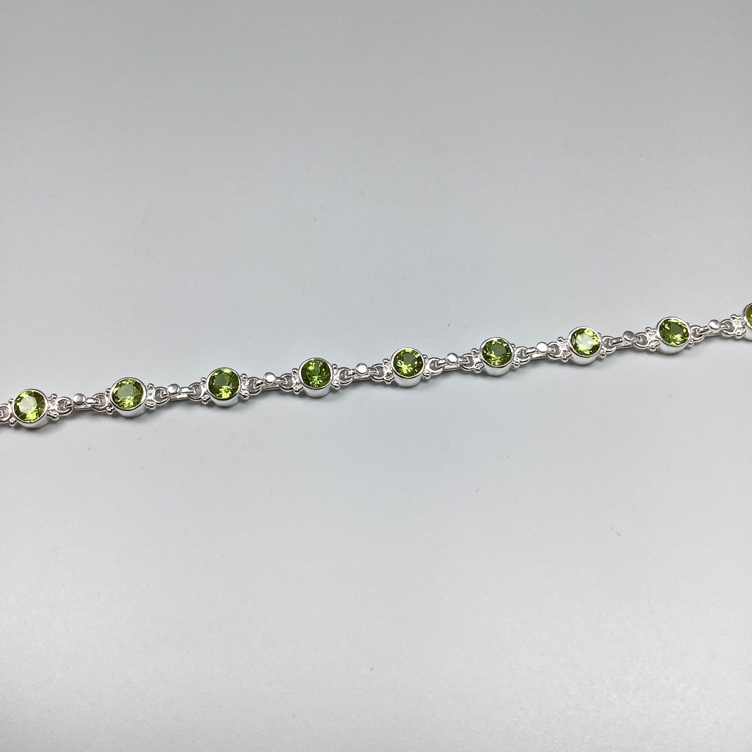 Peridot Sterling Silver Bracelet - Rocks and Gems Canada