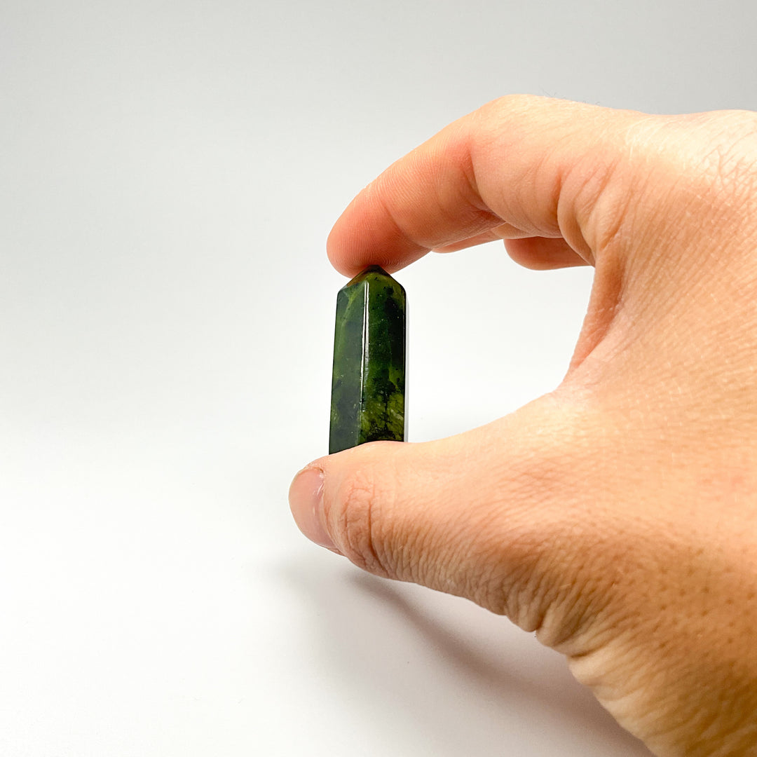 Canadian Jade Point - Rocks and Gems Canada