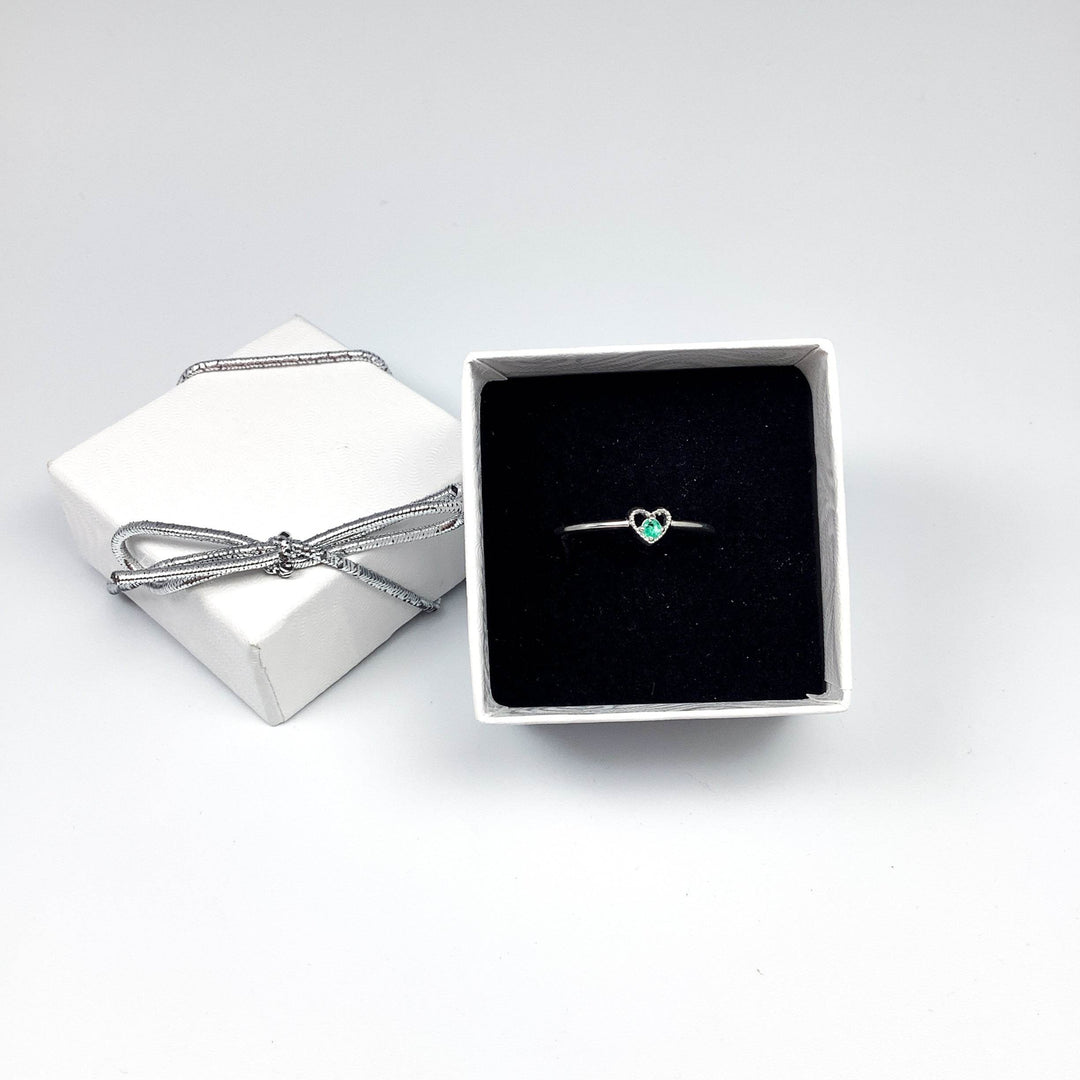 Emerald Heart Ring - Rocks and Gems Canada