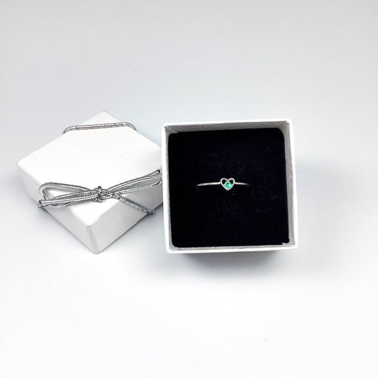 Emerald Heart Ring - Rocks and Gems Canada