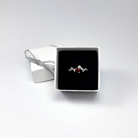 Garnet Mountains Ring - Rocks and Gems Canada