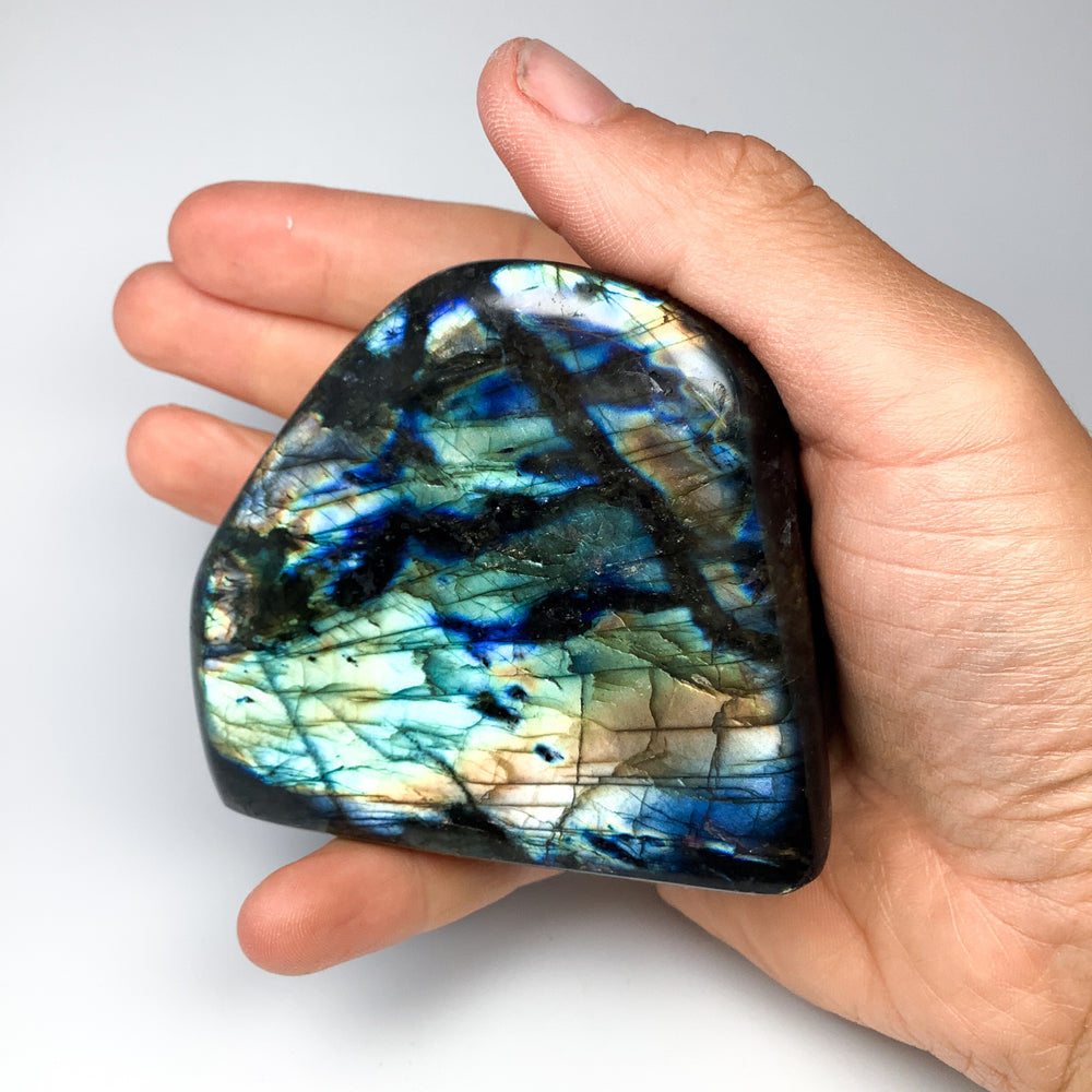 Labradorite Stand Up - Rocks and Gems Canada