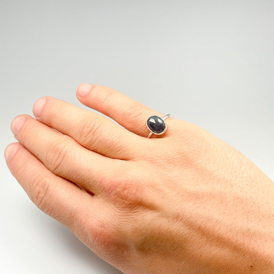 Dark Blue Sapphire Ring - Rocks and Gems Canada