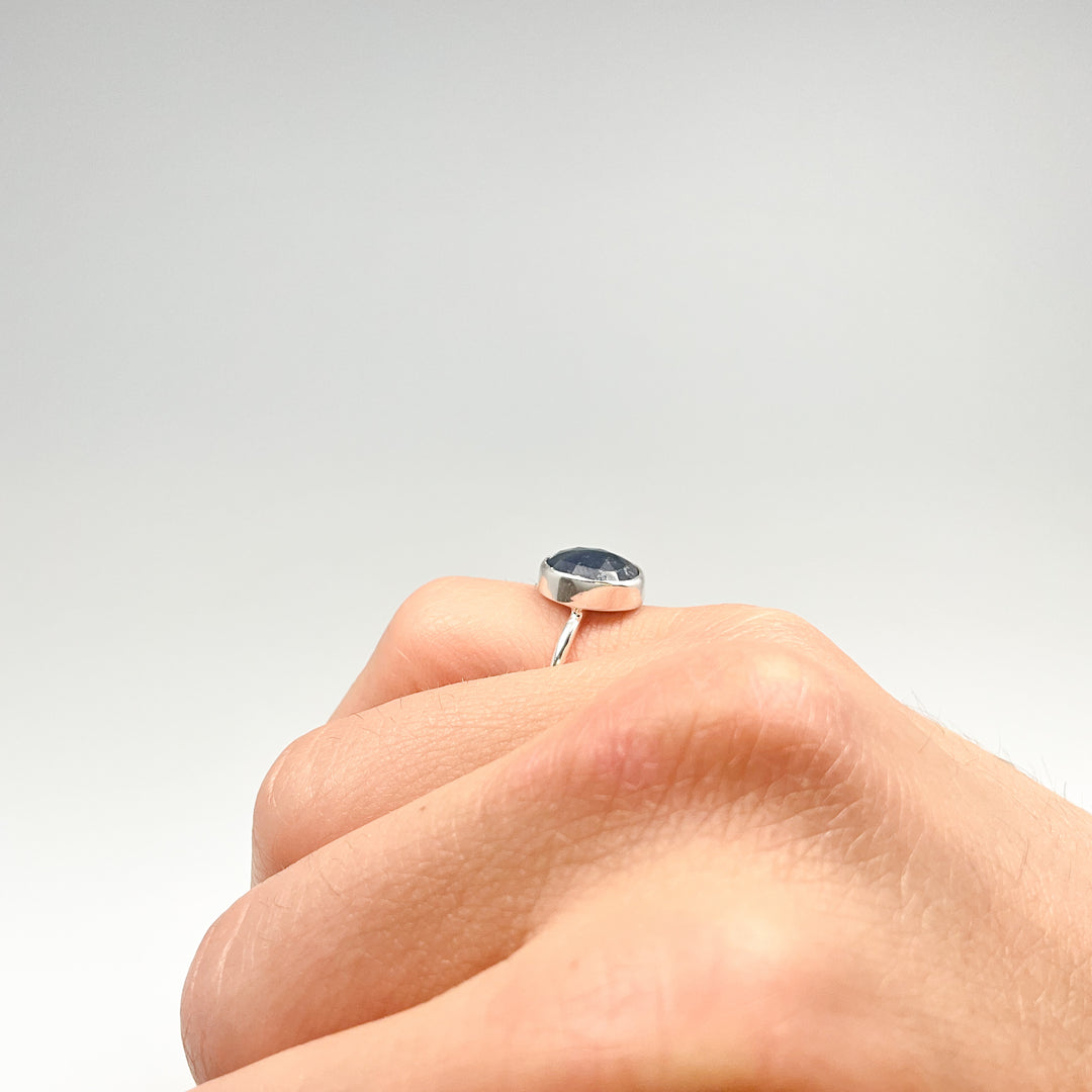 Dark Blue Sapphire Ring - Rocks and Gems Canada