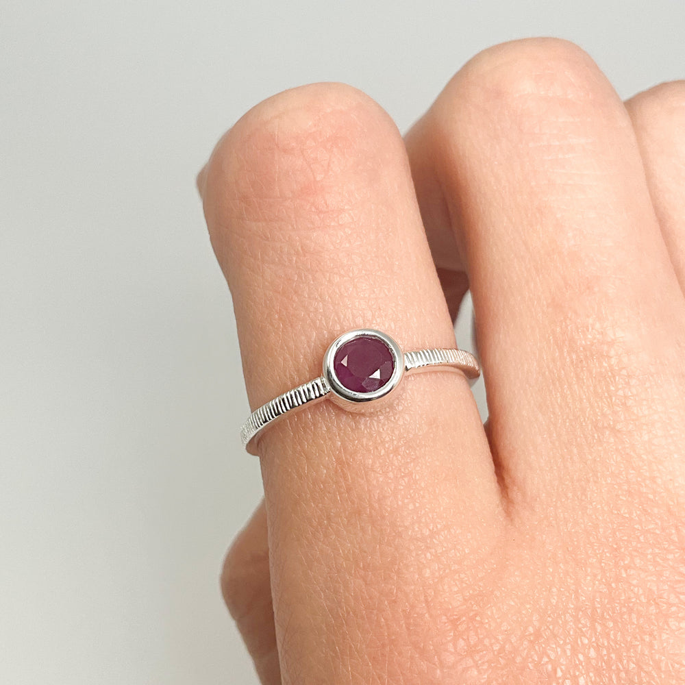 Ruby Ring (Copy) - Rocks and Gems Canada
