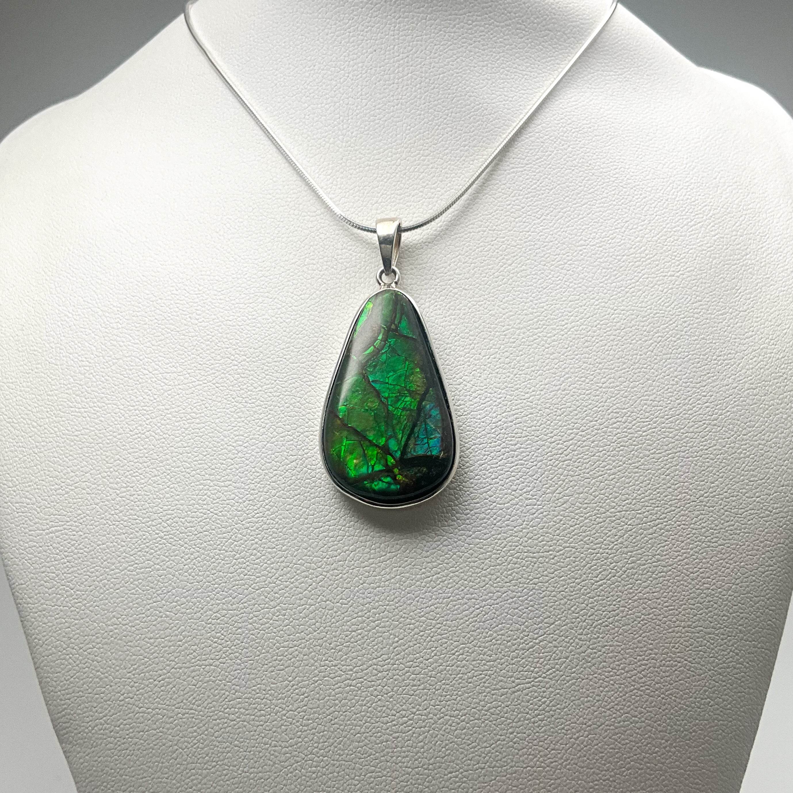 Alberta Ammolite Pendant - Rocks and Gems Canada