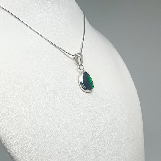 Alberta Ammolite Pendant - Rocks and Gems Canada
