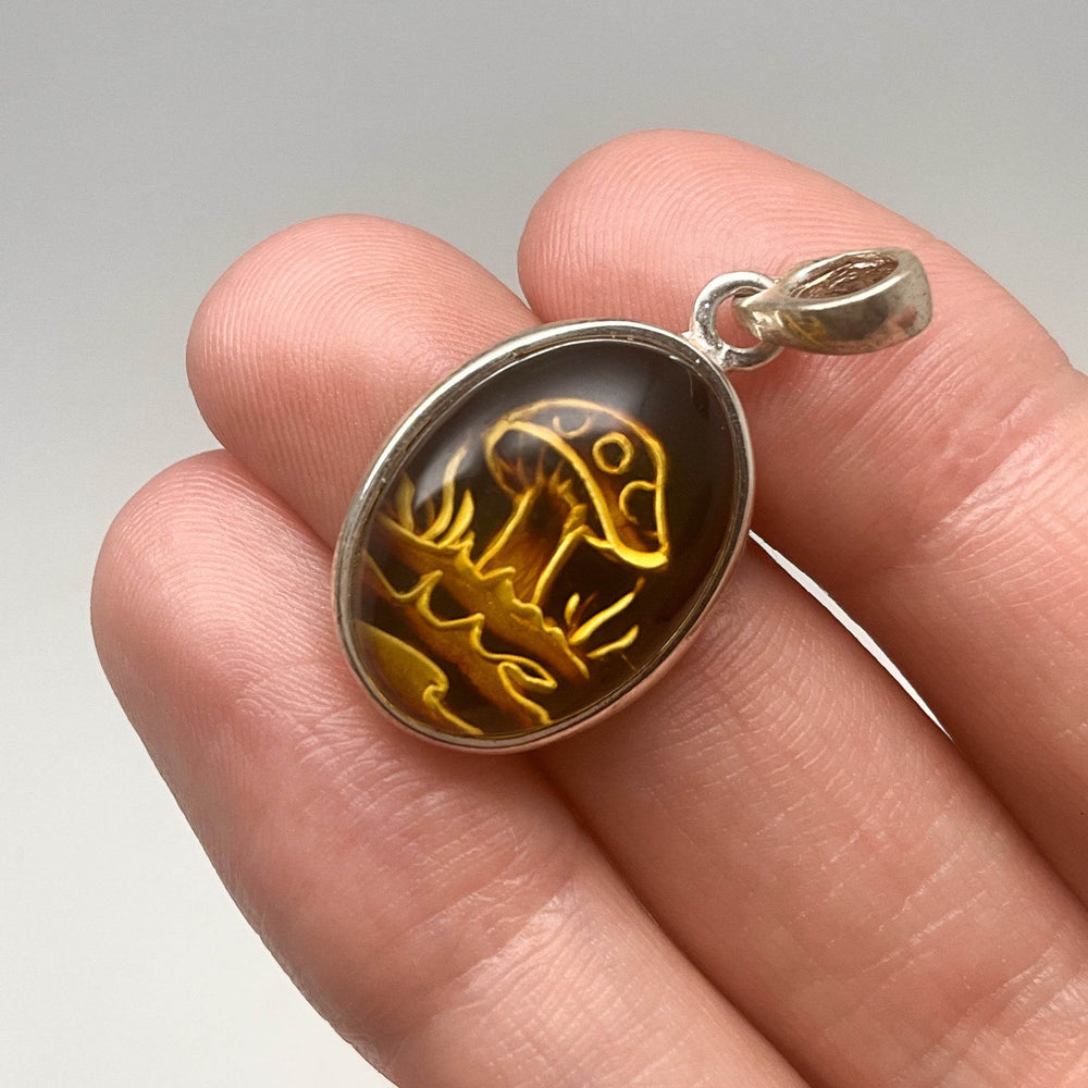 Amber Cameo Pendant - Rocks and Gems Canada